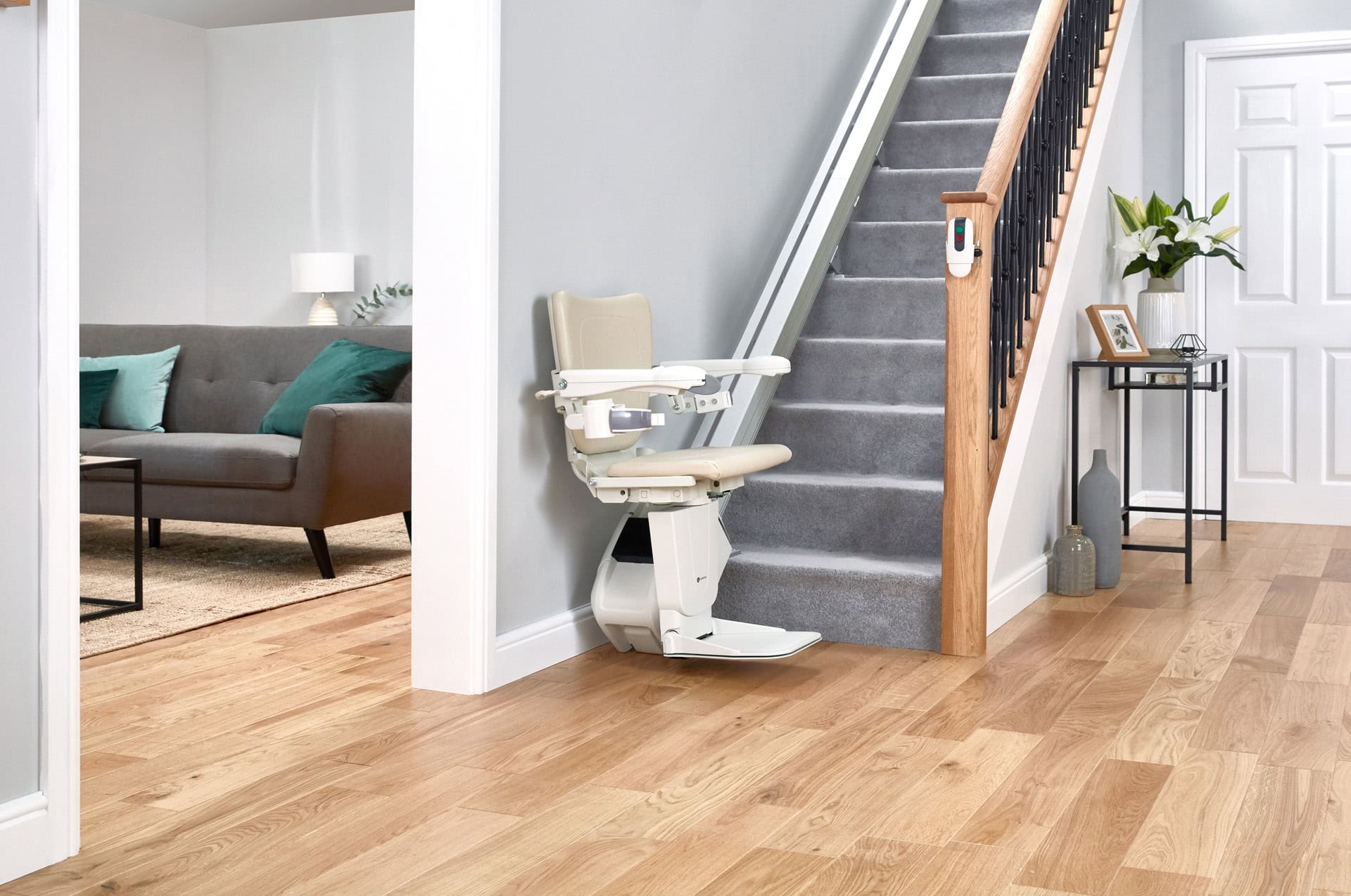 Handicare 1100 Straight Stairlift 4